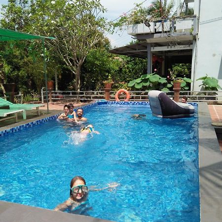 Quoc Phuong Riverside Homestay Ben Tre 외부 사진