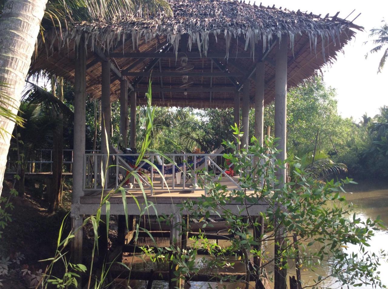 Quoc Phuong Riverside Homestay Ben Tre 외부 사진