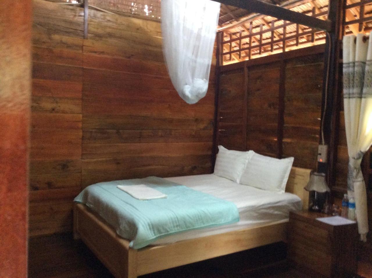 Quoc Phuong Riverside Homestay Ben Tre 외부 사진